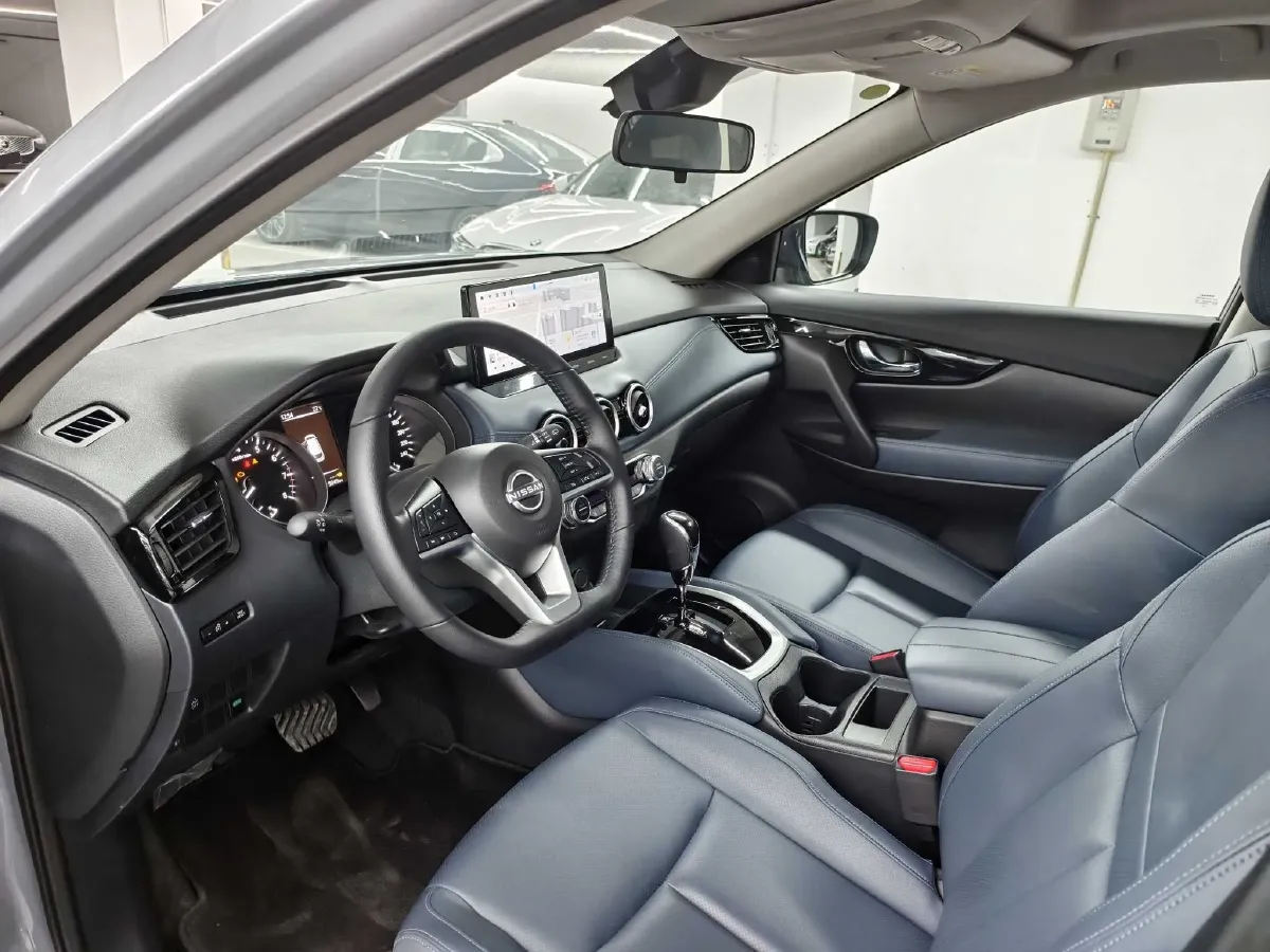 2025 Nissan X-Trail 2.0L 151HP L4 CVT,autocango,china used car exporter,china ev exporter,chinese used car exporter,chinese used ev exporter