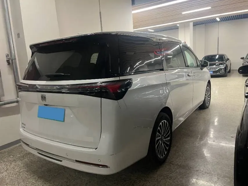 2025 Buick GL8 1.5T 180HP L4 2DHT PHEV,autocango,china used car exporter,china ev exporter,chinese used car exporter,chinese used ev exporter