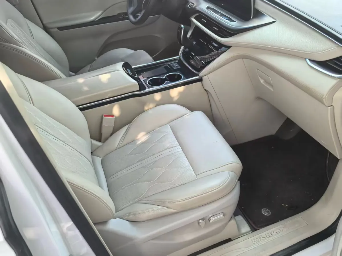 2023 Buick GL8 2.0T 237HP L4 9AT,autocango,china used car exporter,china ev exporter,chinese used car exporter,chinese used ev exporter