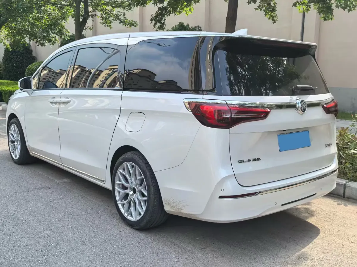 2023 Buick GL8 2.0T 237HP L4 9AT,autocango,china used car exporter,china ev exporter,chinese used car exporter,chinese used ev exporter