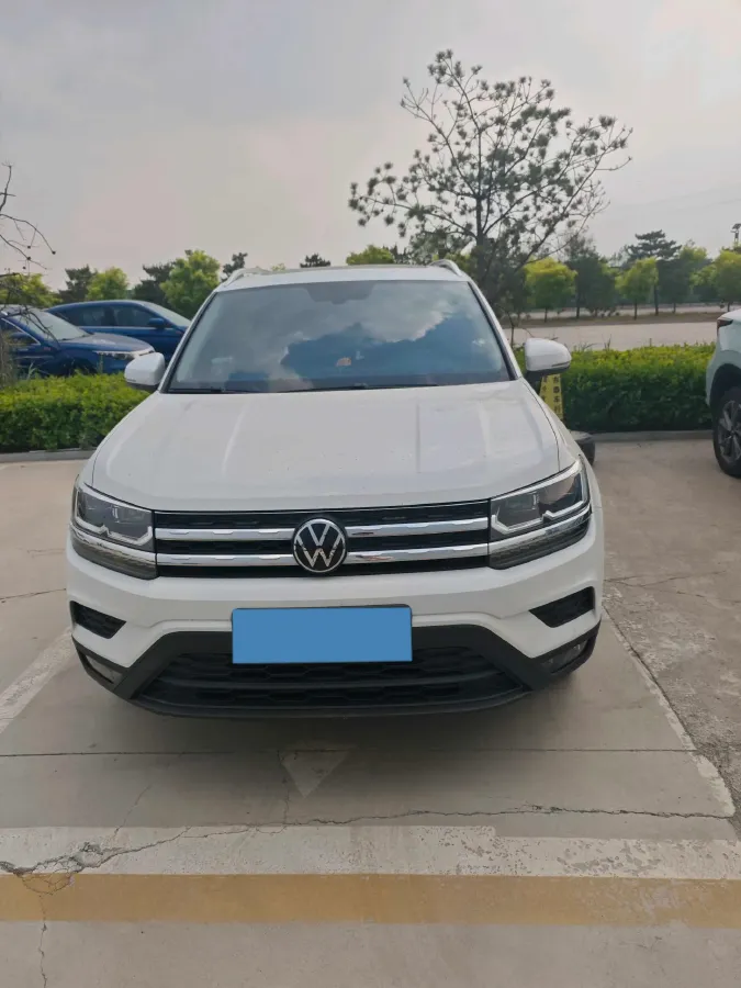 2021 Volkswagen Tharu 1.4T 150HP L4 7DCT,autocango,china used car exporter,china ev exporter,chinese used car exporter,chinese used ev exporter