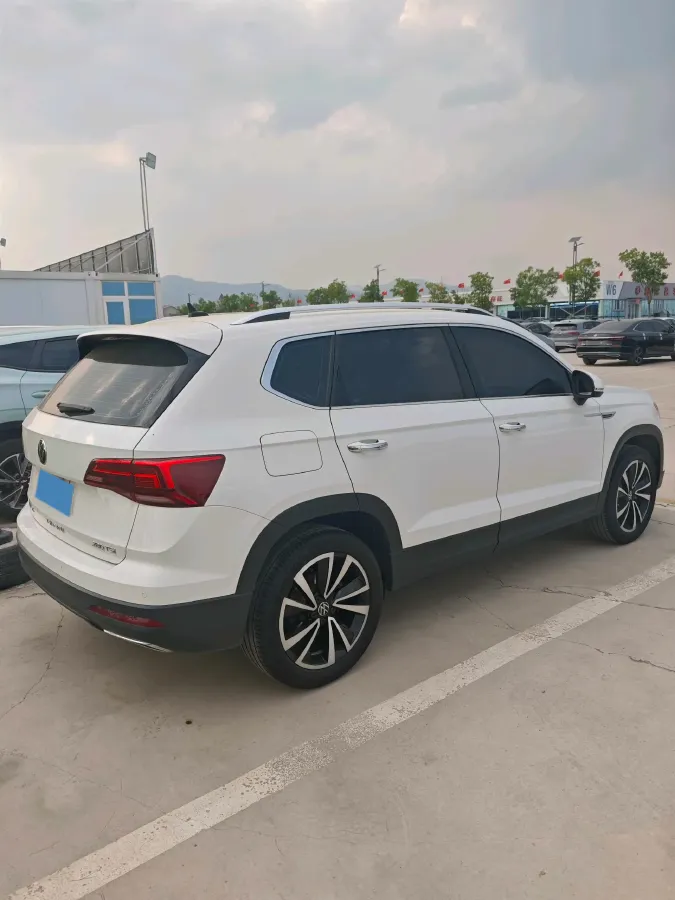 2021 Volkswagen Tharu 1.4T 150HP L4 7DCT,autocango,china used car exporter,china ev exporter,chinese used car exporter,chinese used ev exporter