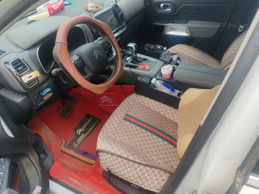 2018 Citroen C5 Aircross 1.6T 167HP L4 6AT,autocango,china used car exporter,china ev exporter,chinese used car exporter,chinese used ev exporter