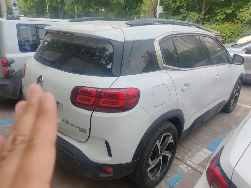 2018 Citroen C5 Aircross 1.6T 167HP L4 6AT,autocango,china used car exporter,china ev exporter,chinese used car exporter,chinese used ev exporter