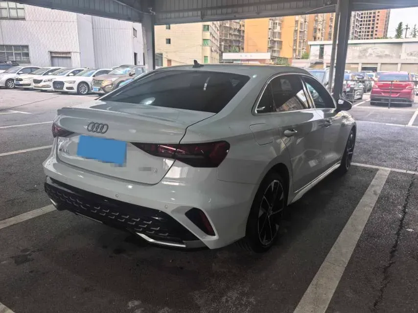 2025 Audi A3 1.5T 160HP L4 7DCT,autocango,china used car exporter,china ev exporter,chinese used car exporter,chinese used ev exporter