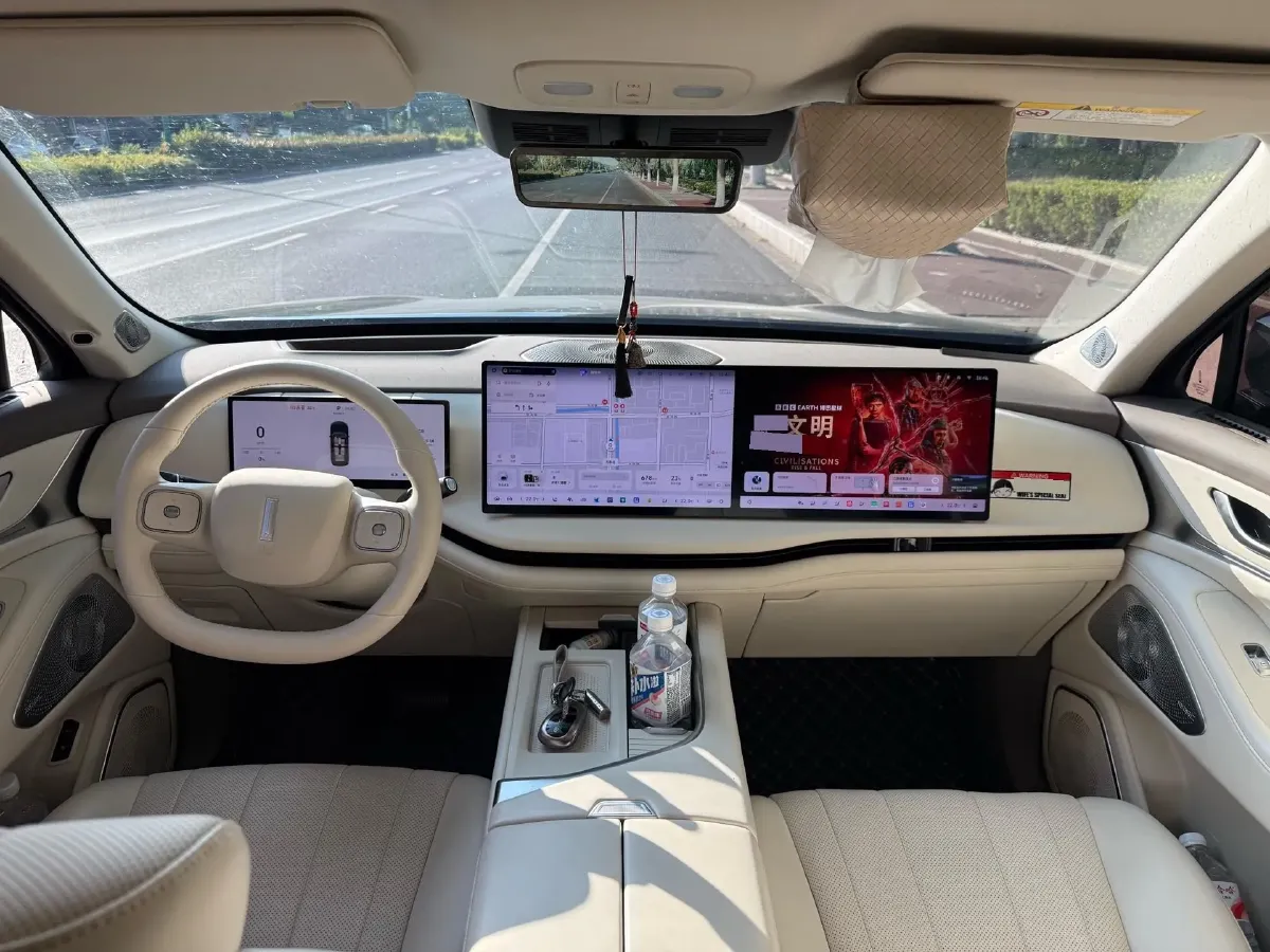 2025 WEY BlueMountain 1.5T 170HP L4 4DHT PHEV 44.5KWH,autocango,china used car exporter,china ev exporter,chinese used car exporter,chinese used ev exporter