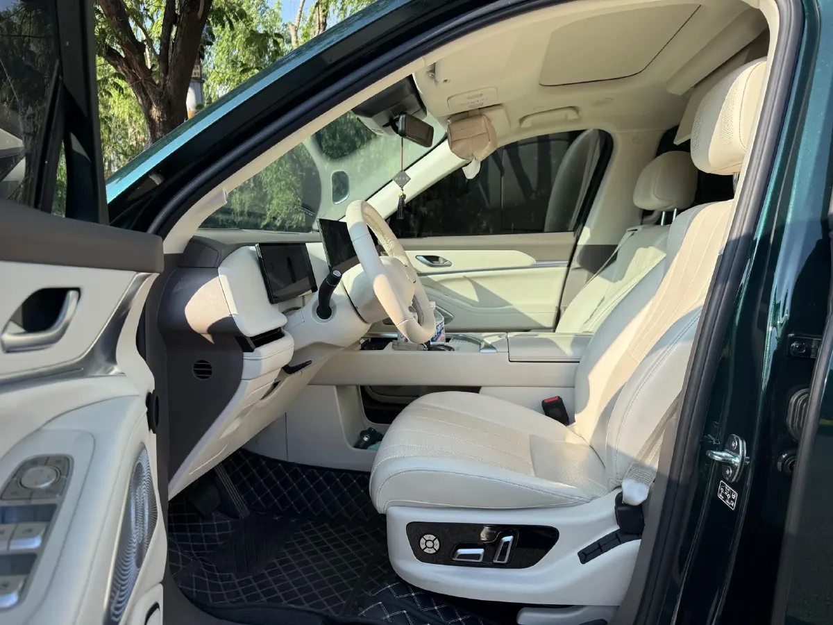 2025 WEY BlueMountain 1.5T 170HP L4 4DHT PHEV 44.5KWH,autocango,china used car exporter,china ev exporter,chinese used car exporter,chinese used ev exporter