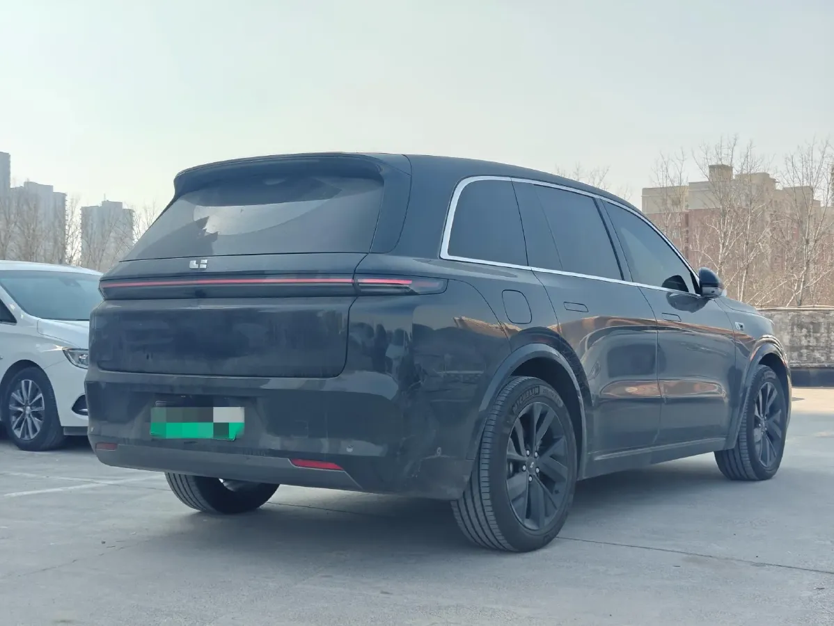 2023 Li L8 Range Extended 154HP REEV 40.9KWH,autocango,china used car exporter,china ev exporter,chinese used car exporter,chinese used ev exporter