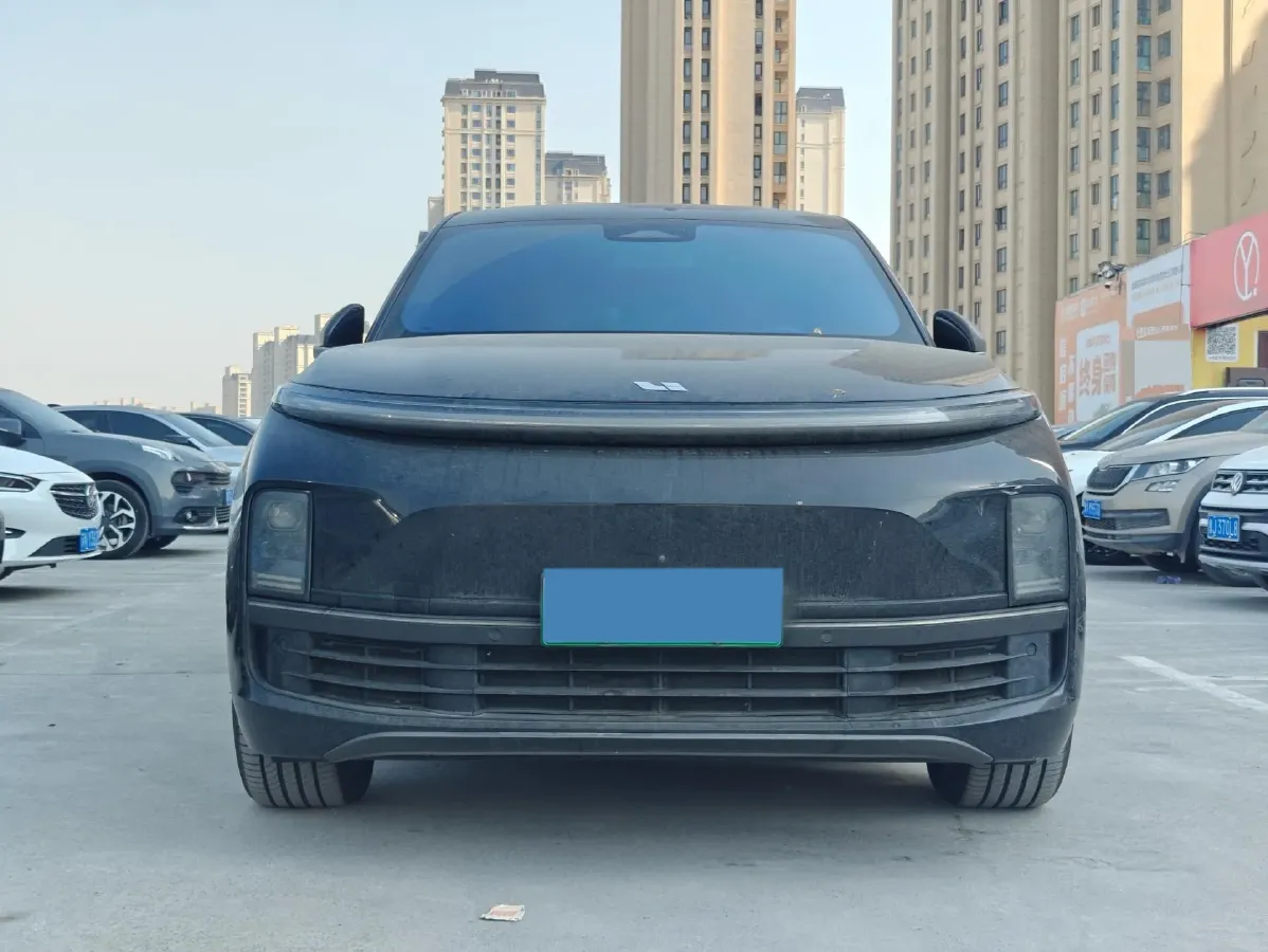 2023 Li L8 Range Extended 154HP REEV 40.9KWH,autocango,china used car exporter,china ev exporter,chinese used car exporter,chinese used ev exporter