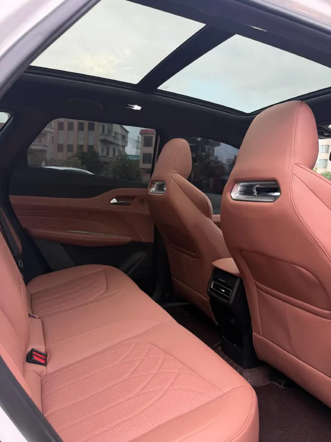 2024 ChangAn UNI-Z 1.5L 98HP L4 E-CVT PHEV 18.4KWH,autocango,china used car exporter,china ev exporter,chinese used car exporter,chinese used ev exporter