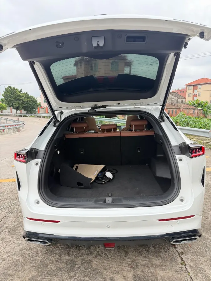 2024 ChangAn UNI-Z 1.5L 98HP L4 E-CVT PHEV 18.4KWH,autocango,china used car exporter,china ev exporter,chinese used car exporter,chinese used ev exporter