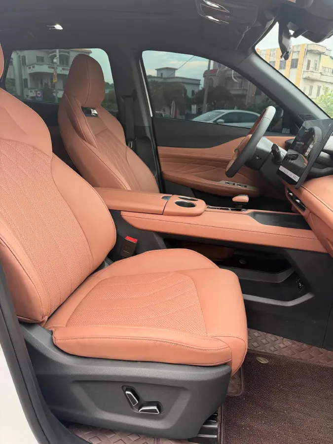 2024 ChangAn UNI-Z 1.5L 98HP L4 E-CVT PHEV 18.4KWH,autocango,china used car exporter,china ev exporter,chinese used car exporter,chinese used ev exporter