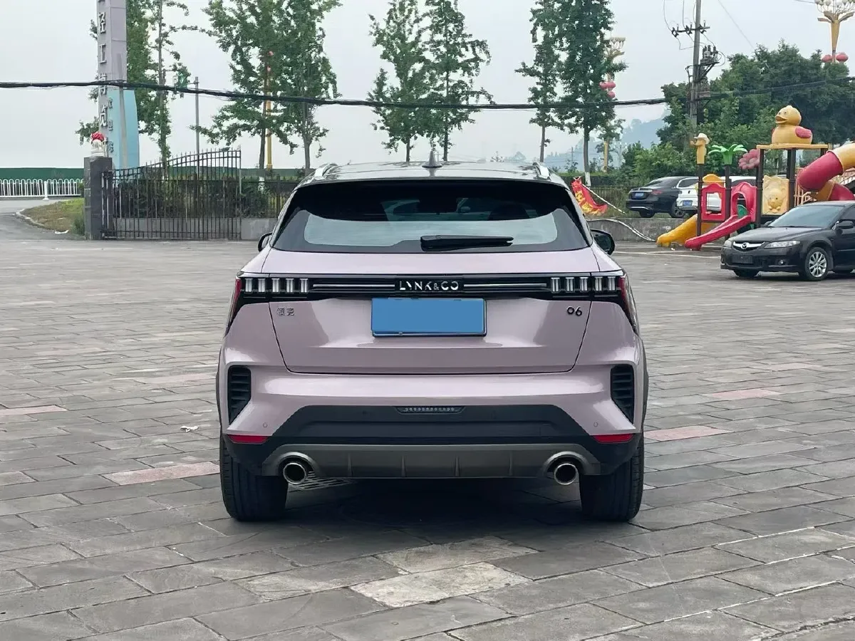 2023 LYNK&CO 06 1.5T 181HP L4 7DCT,autocango,china used car exporter,china ev exporter,chinese used car exporter,chinese used ev exporter