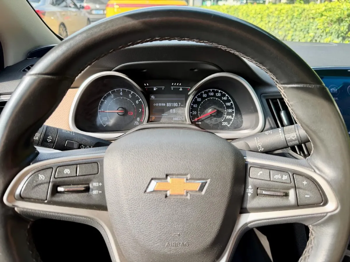 2020 Chevrolet Monza 1.5L 113HP L4 6AT,autocango,china used car exporter,china ev exporter,chinese used car exporter,chinese used ev exporter