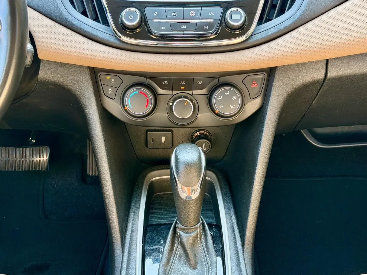 2020 Chevrolet Monza 1.5L 113HP L4 6AT,autocango,china used car exporter,china ev exporter,chinese used car exporter,chinese used ev exporter