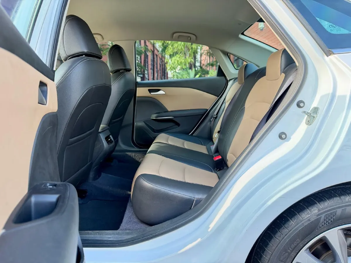 2020 Chevrolet Monza 1.5L 113HP L4 6AT,autocango,china used car exporter,china ev exporter,chinese used car exporter,chinese used ev exporter