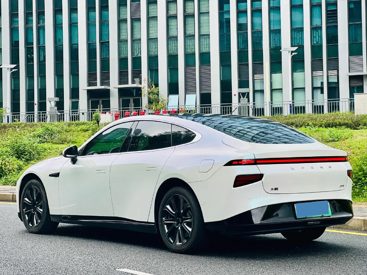 2020 DS 7 1.6T 215HP L4 8AT,autocango,china used car exporter,china ev exporter,chinese used car exporter,chinese used ev exporter