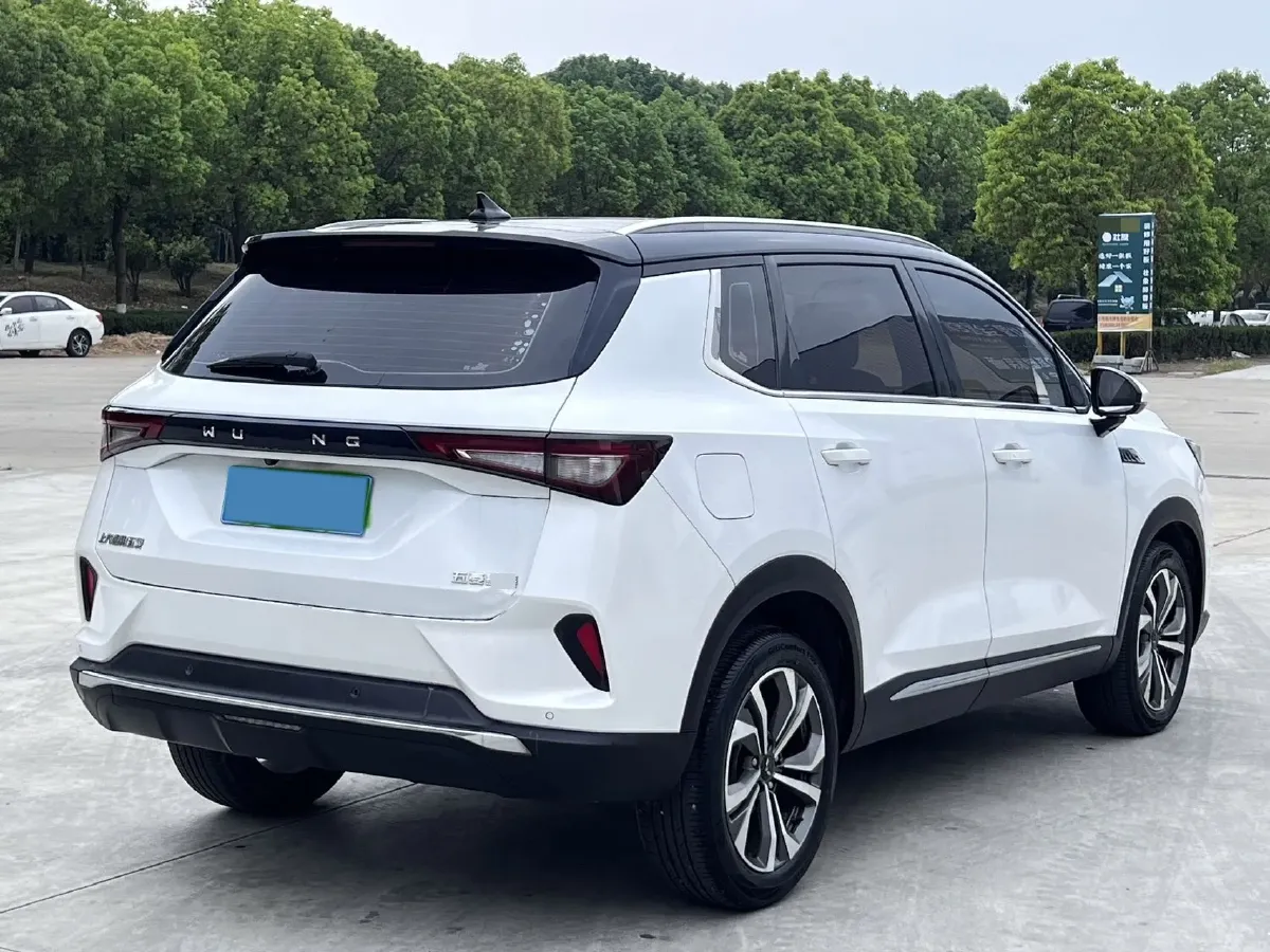 2021 WuLing XingChen 1.5T 147HP L4 CVT,autocango,china used car exporter,china ev exporter,chinese used car exporter,chinese used ev exporter