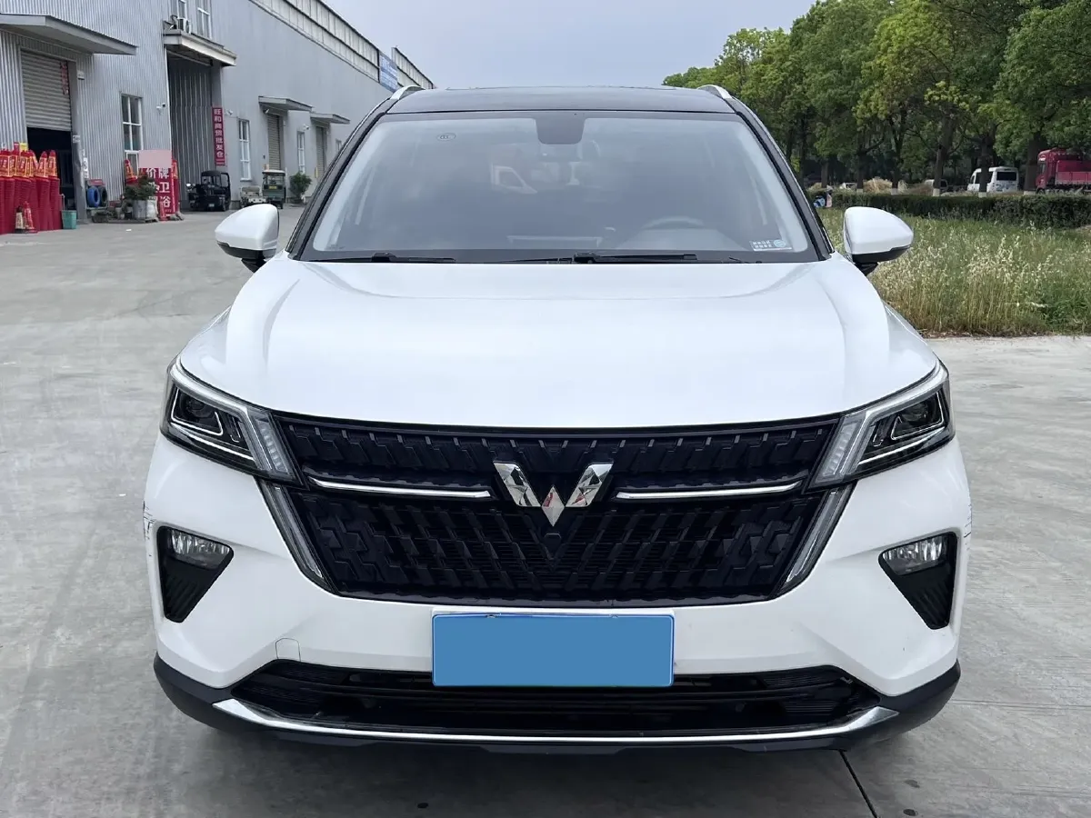 2021 WuLing XingChen 1.5T 147HP L4 CVT,autocango,china used car exporter,china ev exporter,chinese used car exporter,chinese used ev exporter