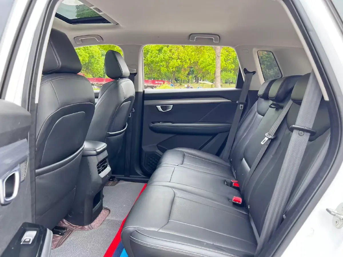 2021 WuLing XingChen 1.5T 147HP L4 CVT,autocango,china used car exporter,china ev exporter,chinese used car exporter,chinese used ev exporter
