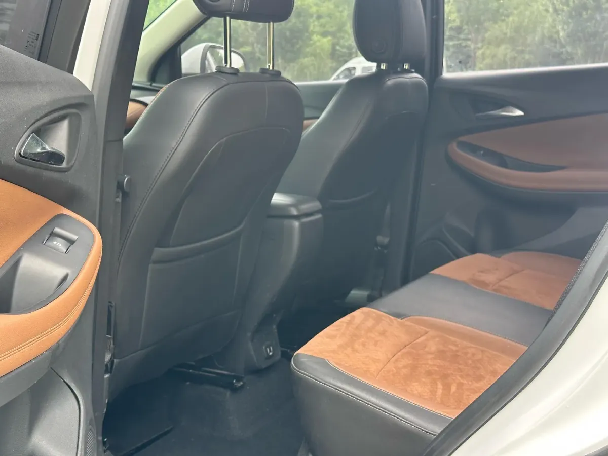 2022 Buick Encore GX 1.3T 165HP L3 CVT,autocango,china used car exporter,china ev exporter,chinese used car exporter,chinese used ev exporter