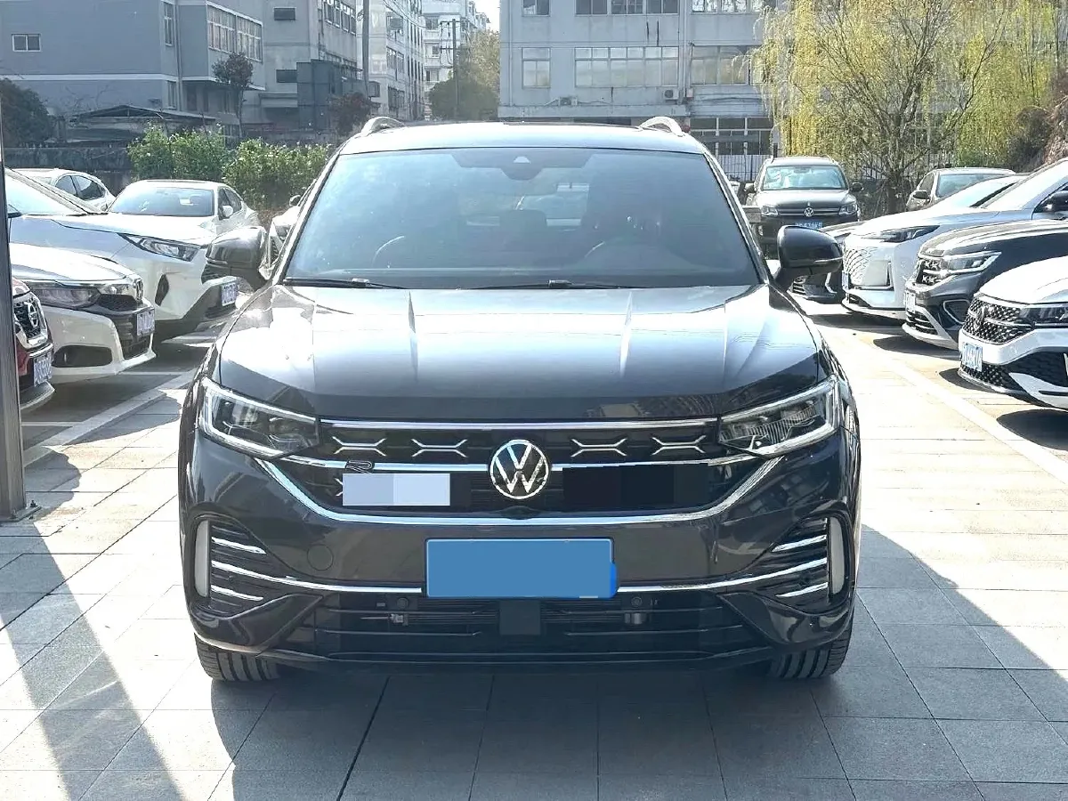 2024 Volkswagen Tayron 2.0T 220HP L4 7DCT,autocango,china used car exporter,china ev exporter,chinese used car exporter,chinese used ev exporter