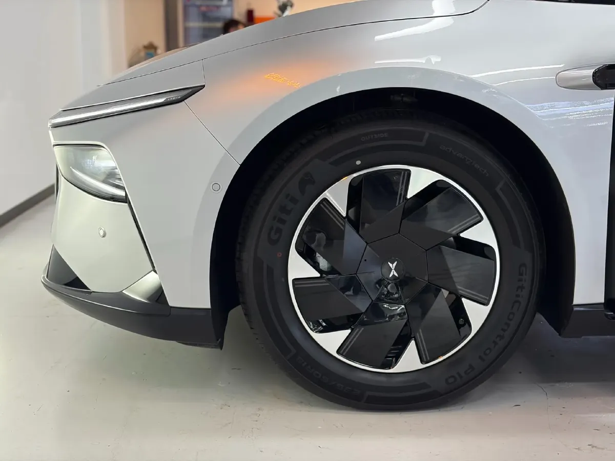 2024 Xpeng P7+ BEV 60.7KWH,autocango,china used car exporter,china ev exporter,chinese used car exporter,chinese used ev exporter
