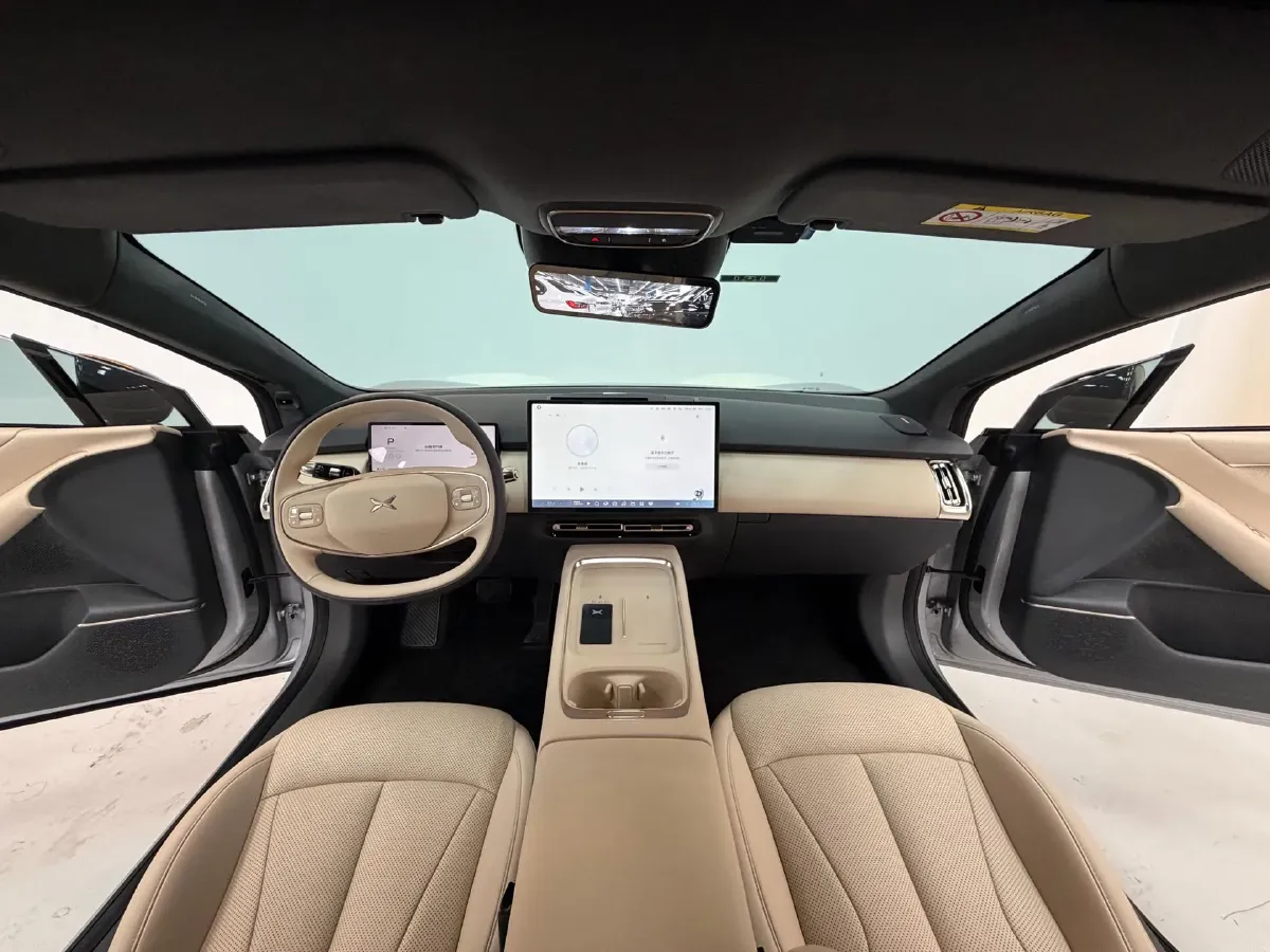 2024 Xpeng P7+ BEV 60.7KWH,autocango,china used car exporter,china ev exporter,chinese used car exporter,chinese used ev exporter
