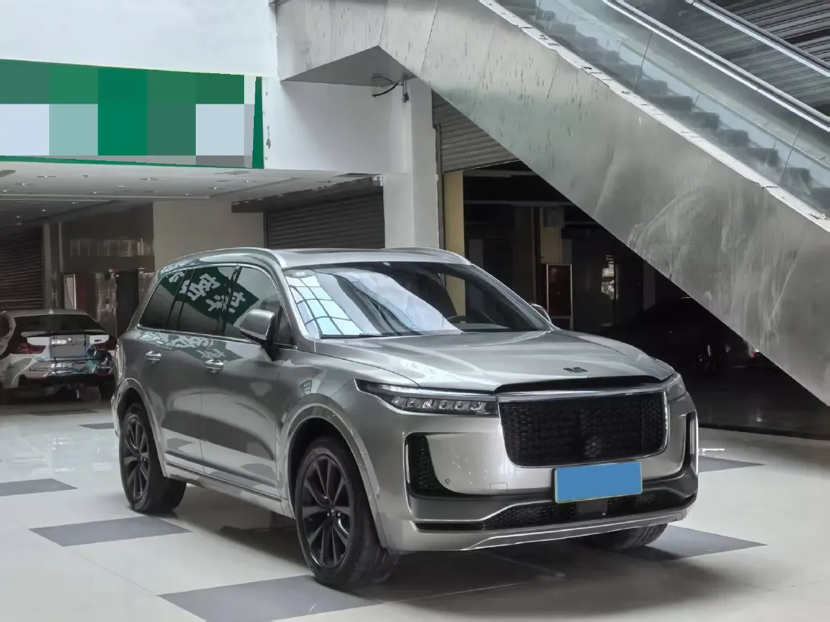 2020 Li ONE Range Extended 131HP REEV 40.5KWH,autocango,china used car exporter,china ev exporter,chinese used car exporter,chinese used ev exporter