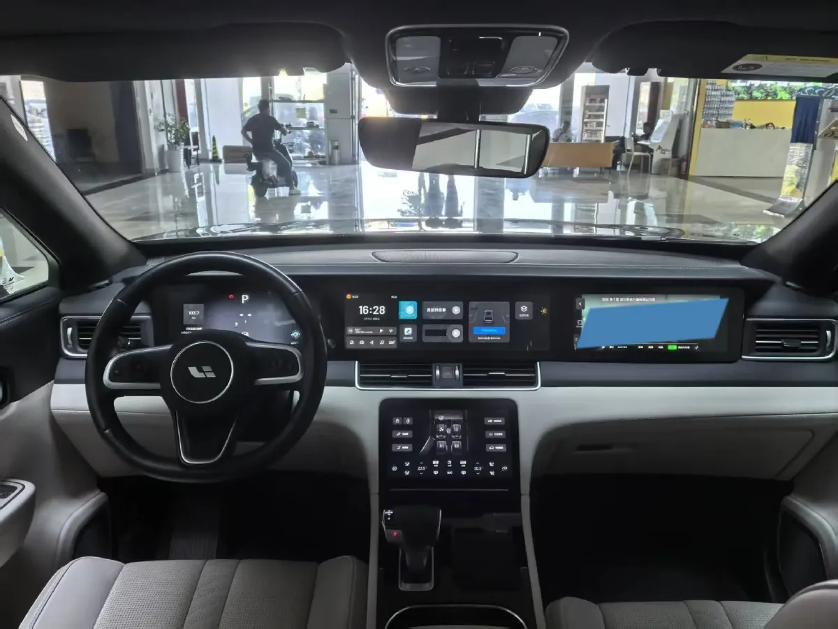 2020 Li ONE Range Extended 131HP REEV 40.5KWH,autocango,china used car exporter,china ev exporter,chinese used car exporter,chinese used ev exporter
