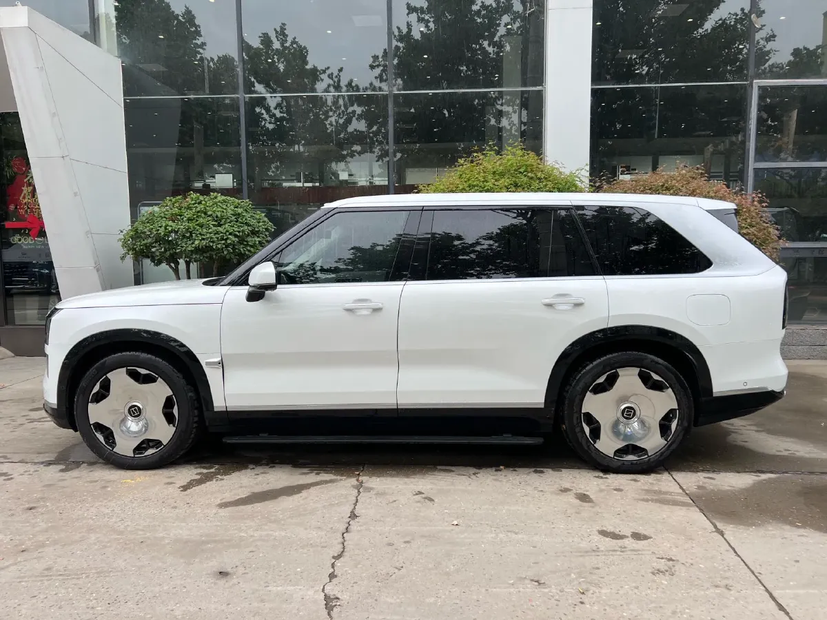 2025 Zeekr 9X 2.0T 279HP L4 1DHT PHEV,autocango,china used car exporter,china ev exporter,chinese used car exporter,chinese used ev exporter