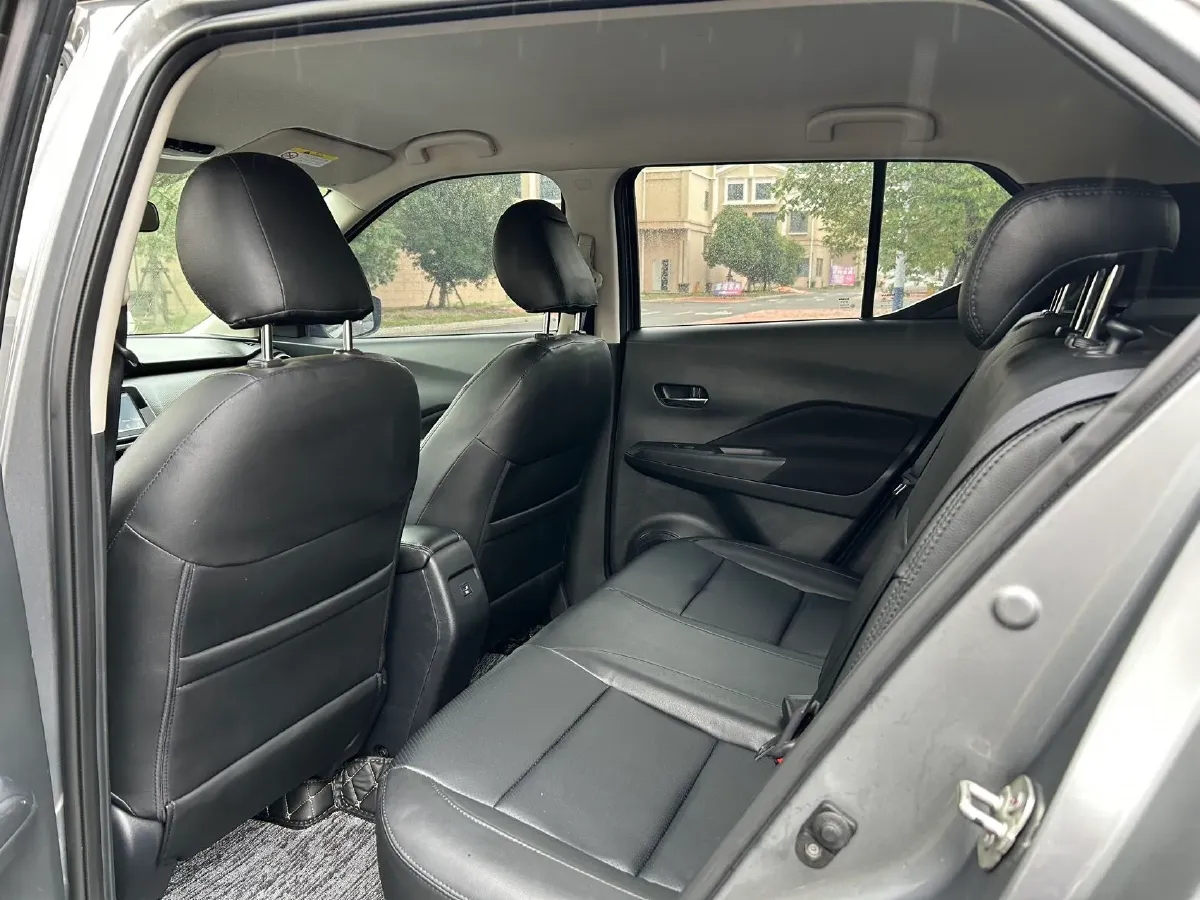2022 Nissan Kicks 1.5L 122HP L4 CVT,autocango,china used car exporter,china ev exporter,chinese used car exporter,chinese used ev exporter