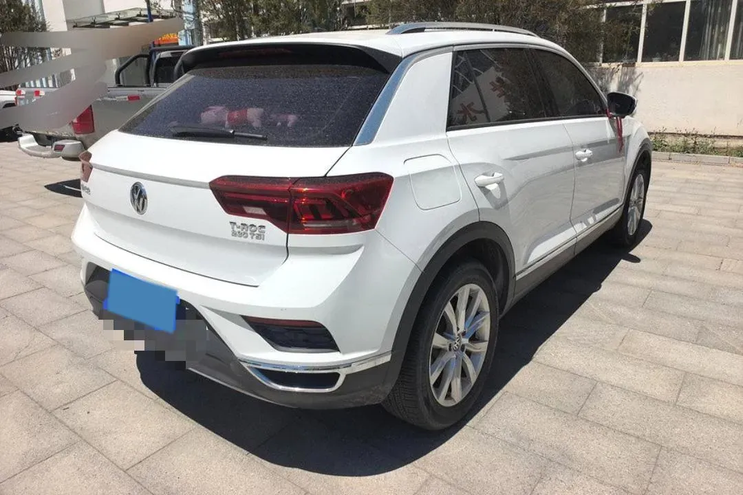 2019 Volkswagen T-Roc 1.4T 131HP L4 7DCT,autocango,china used car exporter,china ev exporter,chinese used car exporter,chinese used ev exporter