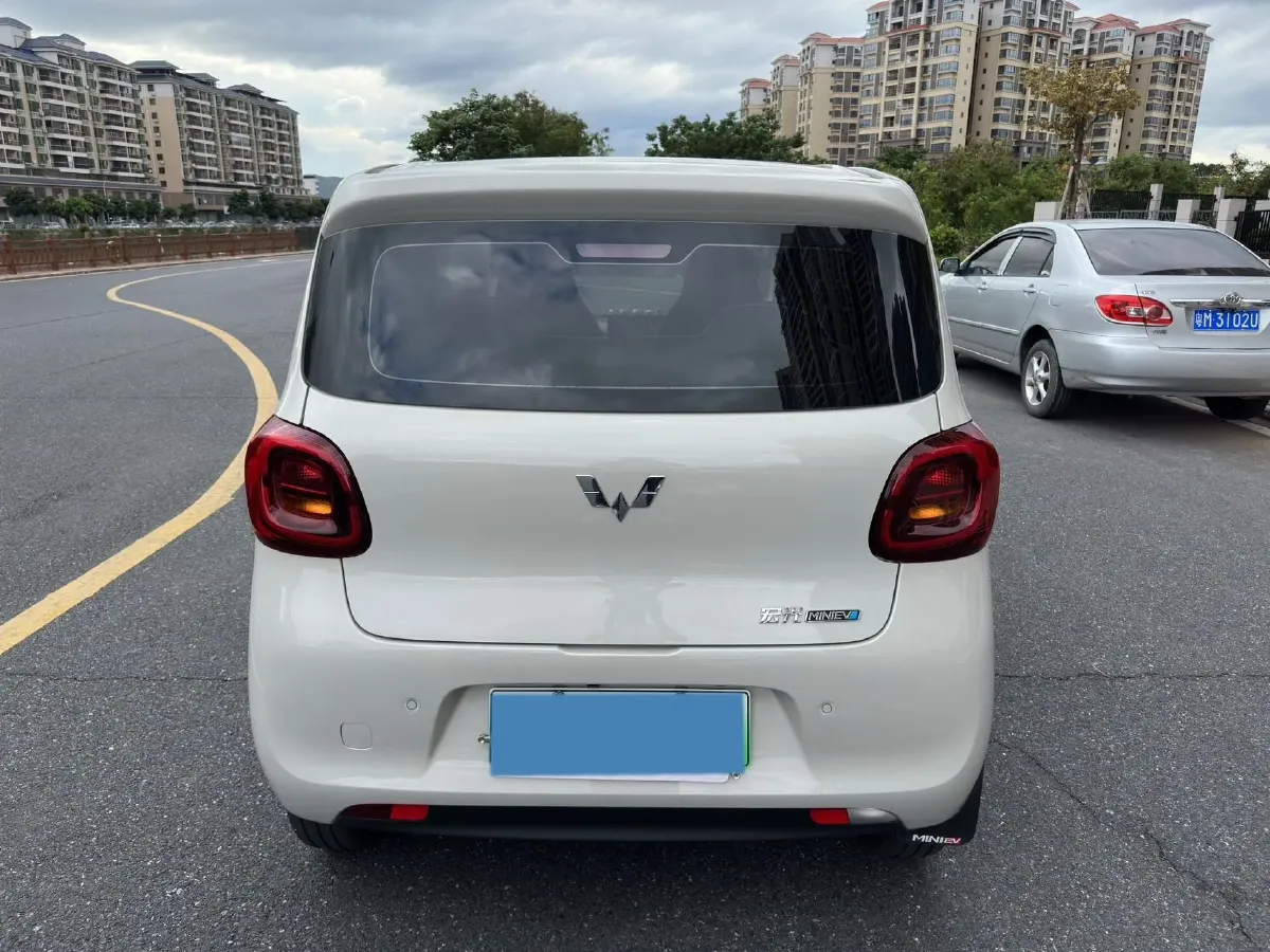 2025 WuLing HongGuang MINI EV BEV 16.2KWH,autocango,china used car exporter,china ev exporter,chinese used car exporter,chinese used ev exporter