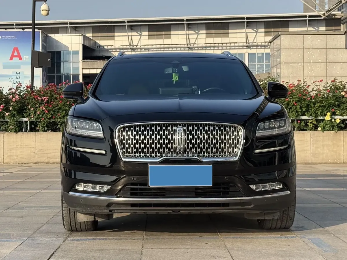 2021 Lincoln Nautilus 2.7T 322HP V6 8AT,autocango,china used car exporter,china ev exporter,chinese used car exporter,chinese used ev exporter