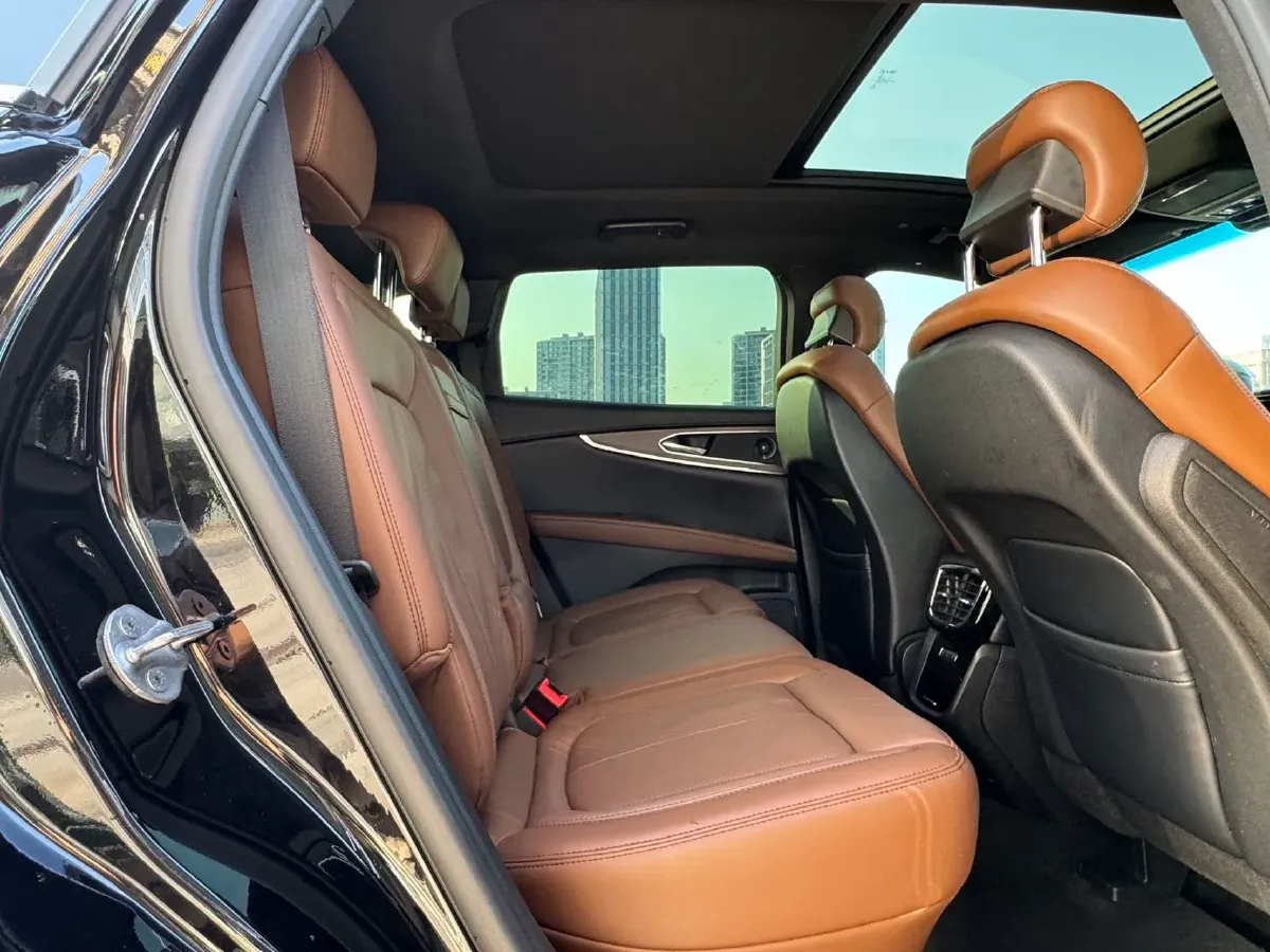2021 Lincoln Nautilus 2.7T 322HP V6 8AT,autocango,china used car exporter,china ev exporter,chinese used car exporter,chinese used ev exporter