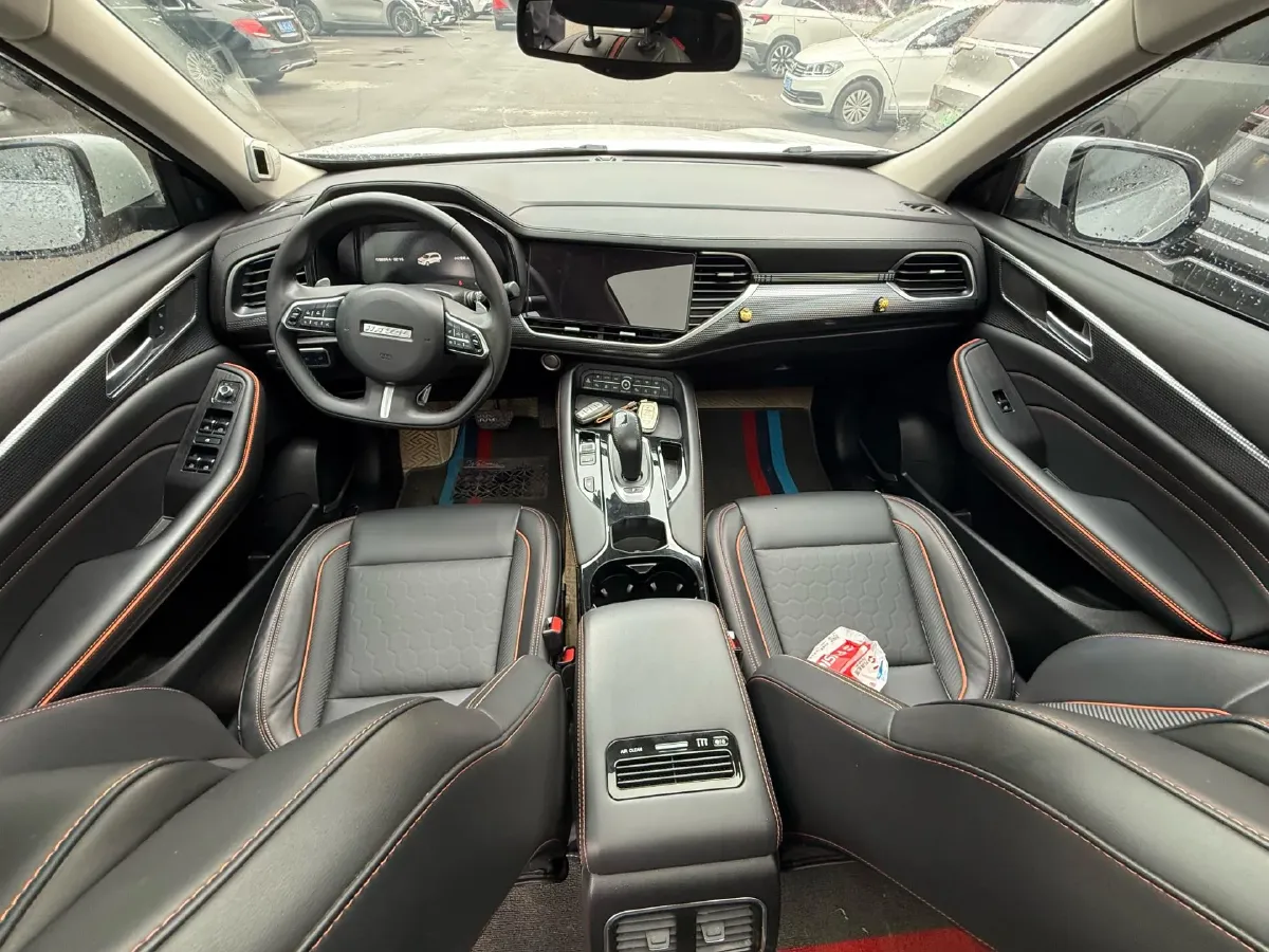 2021 Haval F7 2.0T 224HP L4 7DCT,autocango,china used car exporter,china ev exporter,chinese used car exporter,chinese used ev exporter