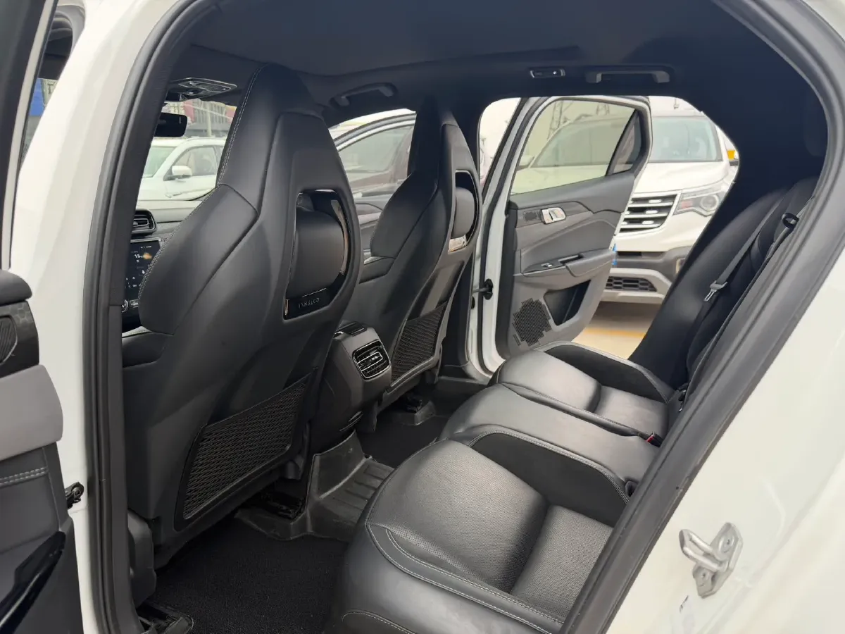 2022 LYNK&CO 03 1.5T 180HP L3 7DCT,autocango,china used car exporter,china ev exporter,chinese used car exporter,chinese used ev exporter