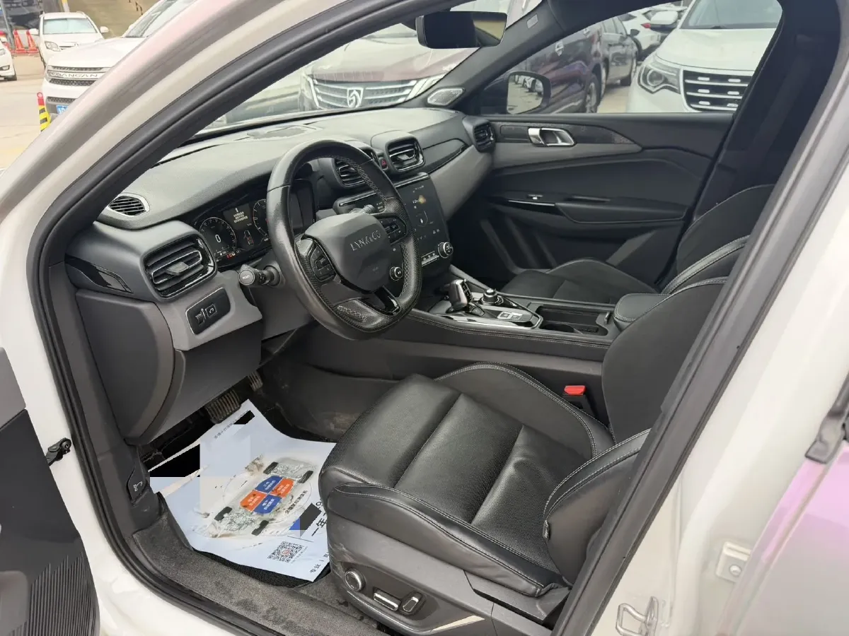 2022 LYNK&CO 03 1.5T 180HP L3 7DCT,autocango,china used car exporter,china ev exporter,chinese used car exporter,chinese used ev exporter