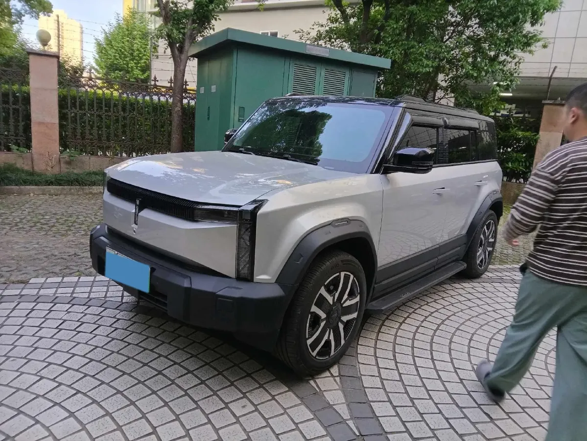 2024 iCAR iCAR 03 BEV 65.69KWH,autocango,china used car exporter,china ev exporter,chinese used car exporter,chinese used ev exporter