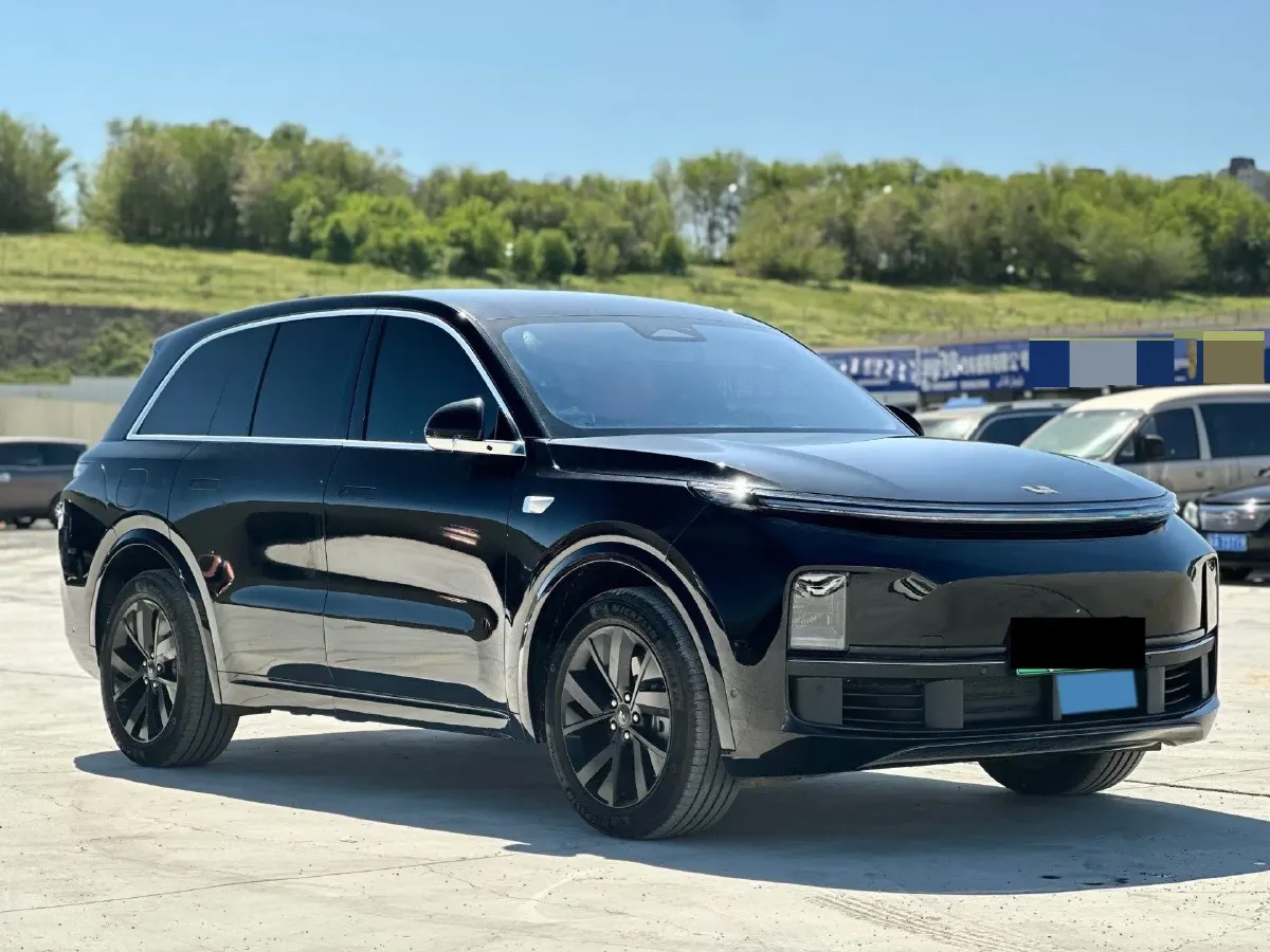 2023 Li L7 Range Extended 154HP REEV 40.9KWH,autocango,china used car exporter,china ev exporter,chinese used car exporter,chinese used ev exporter