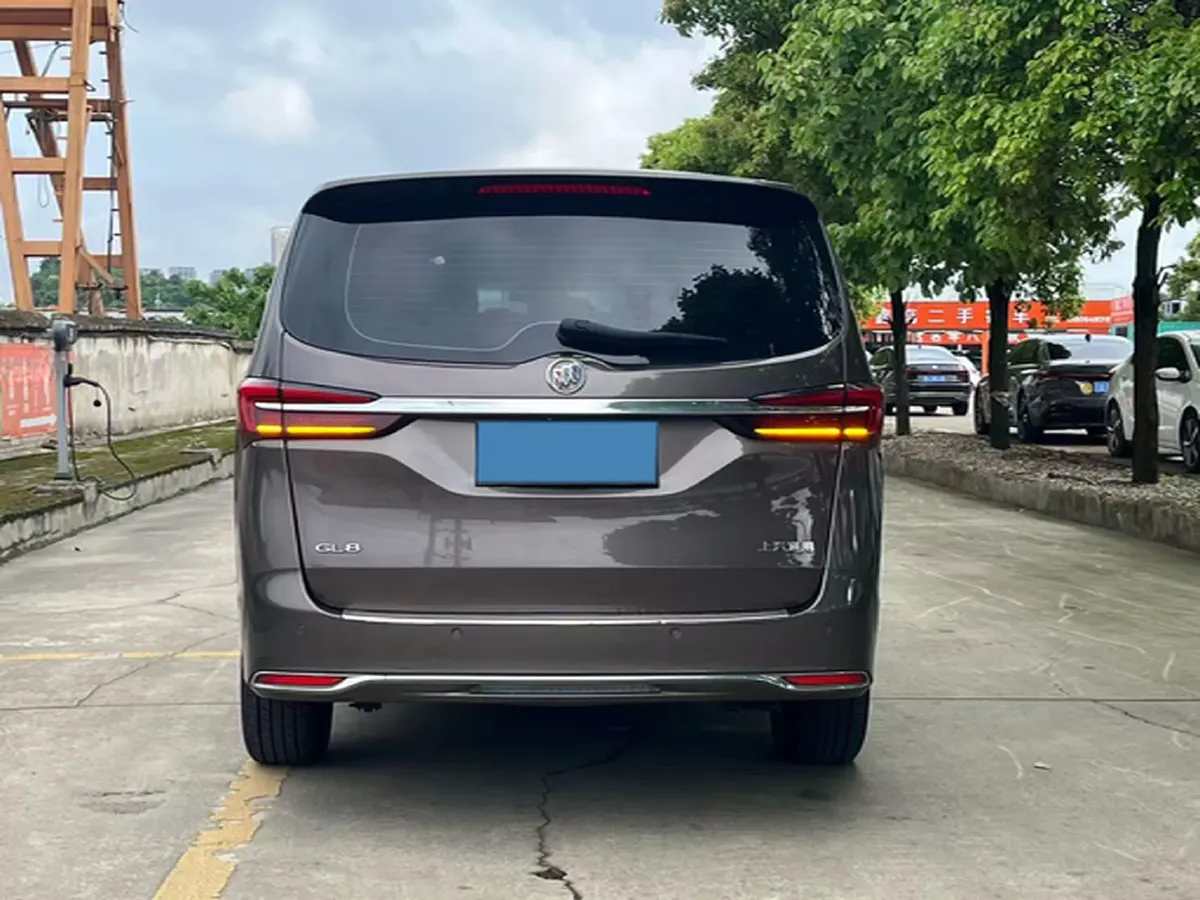 2023 Buick GL8 2.0T 237HP L4 9AT,autocango,china used car exporter,china ev exporter,chinese used car exporter,chinese used ev exporter