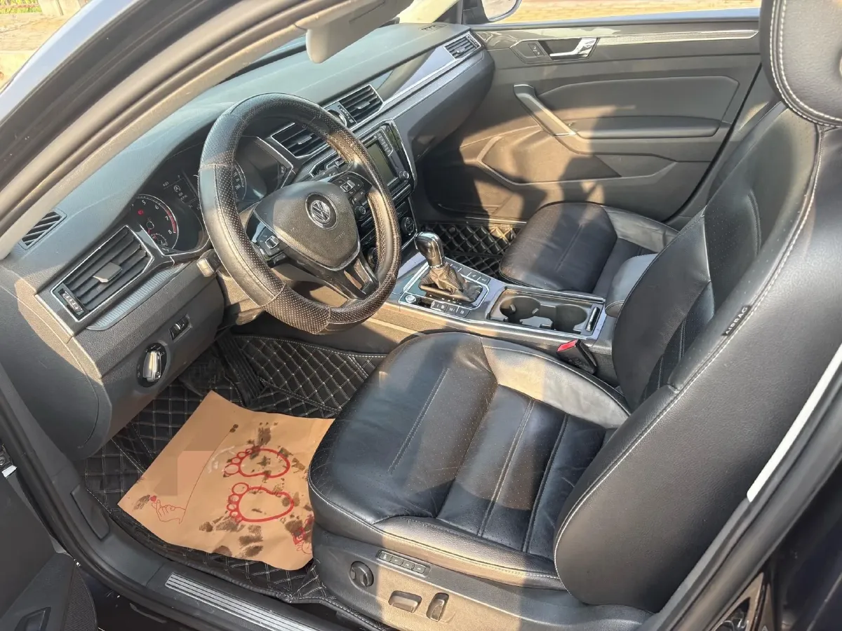 2017 Volkswagen Passat 1.8T 180HP L4 7DCT,autocango,china used car exporter,china ev exporter,chinese used car exporter,chinese used ev exporter