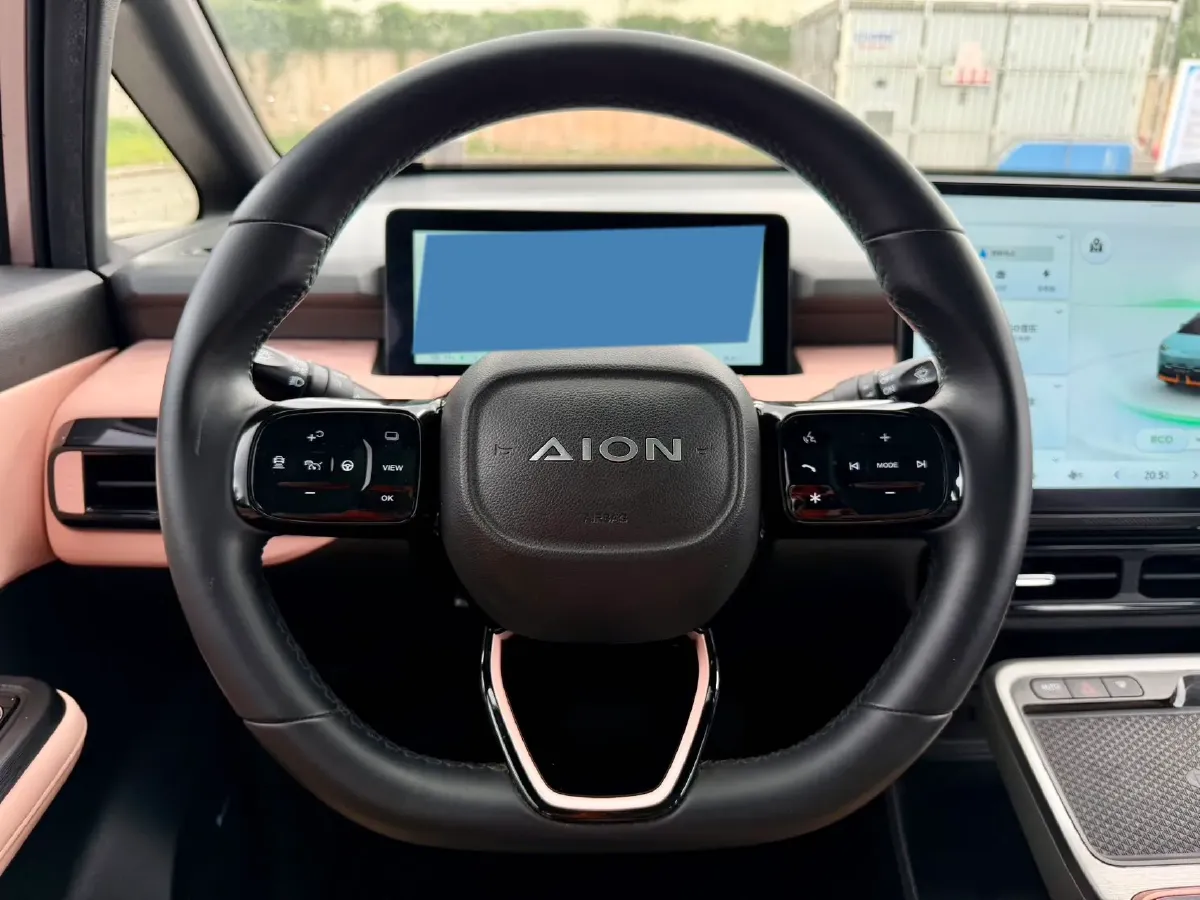 2022 Geely Okavango 1.8T 184HP L4 7DCT,autocango,china used car exporter,china ev exporter,chinese used car exporter,chinese used ev exporter