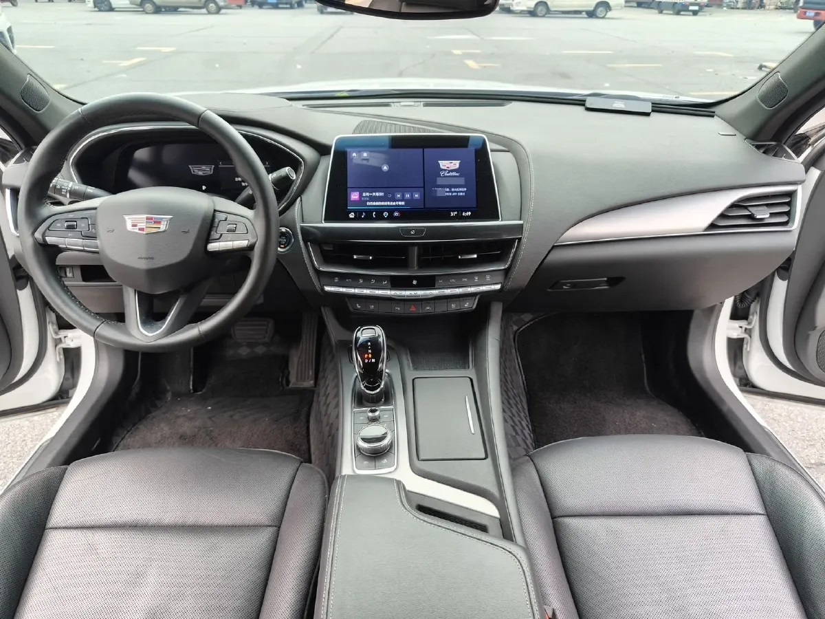 2023 Cadillac CT5 2.0T 237HP L4 10AT,autocango,china used car exporter,china ev exporter,chinese used car exporter,chinese used ev exporter