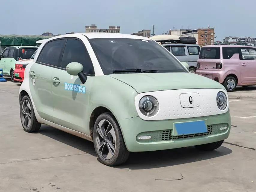 2022 DongFeng Fengon Fengon 500 1.5T 150HP L4 CVT,autocango,china used car exporter,china ev exporter,chinese used car exporter,chinese used ev exporter