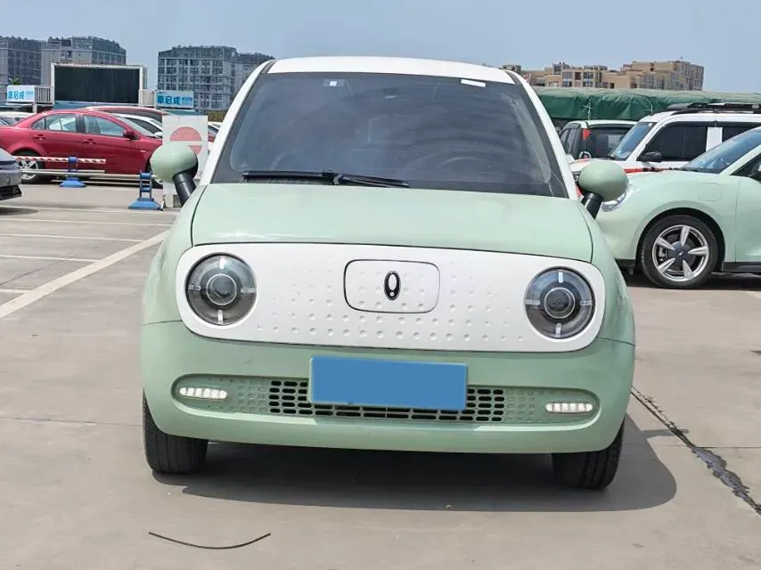 2022 DongFeng Fengon Fengon 500 1.5T 150HP L4 CVT,autocango,china used car exporter,china ev exporter,chinese used car exporter,chinese used ev exporter