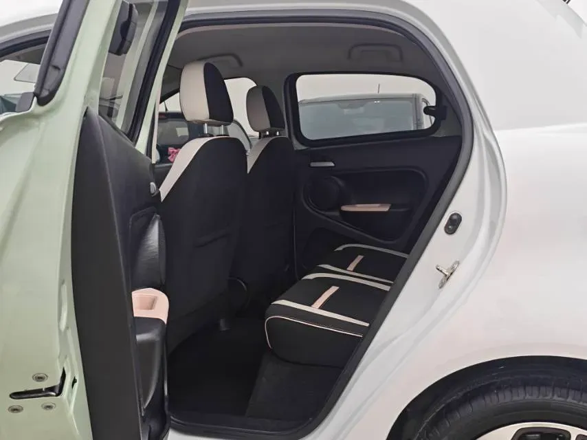 2022 DongFeng Fengon Fengon 500 1.5T 150HP L4 CVT,autocango,china used car exporter,china ev exporter,chinese used car exporter,chinese used ev exporter