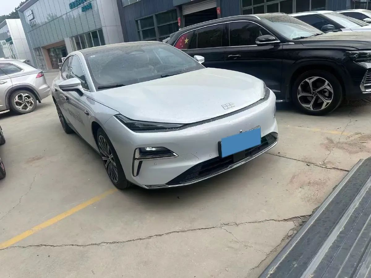 2025 Geely Galaxy Starshine 8 1.5L 112HP L4 1DHT PHEV,autocango,china used car exporter,china ev exporter,chinese used car exporter,chinese used ev exporter