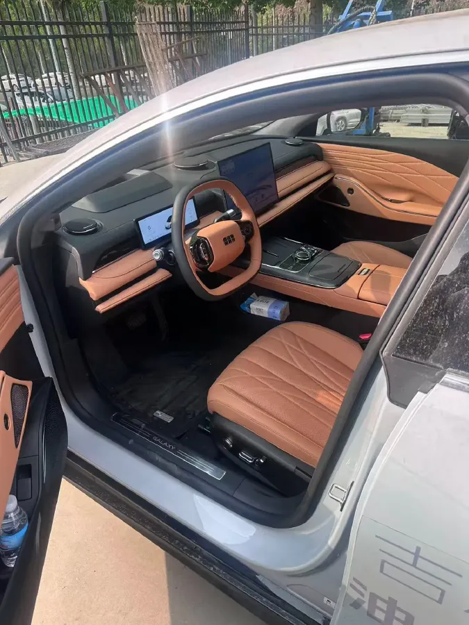 2025 Geely Galaxy Starshine 8 1.5L 112HP L4 1DHT PHEV,autocango,china used car exporter,china ev exporter,chinese used car exporter,chinese used ev exporter